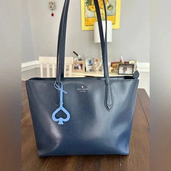 kate spade Handbags - Kate Spade tote bag Breanna